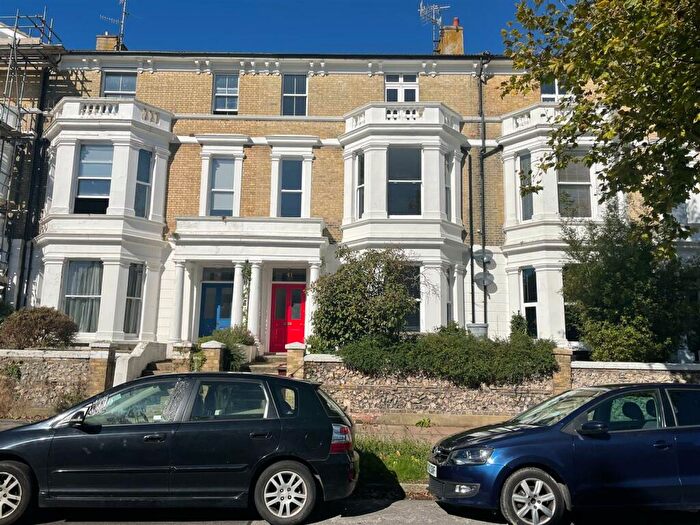 1 Bedroom Flat To Rent In Enys Road, Eastbourne, BN21