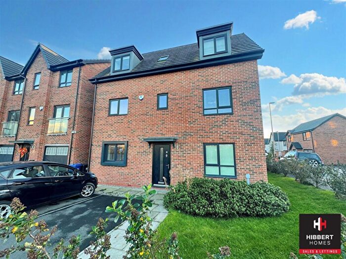 4 Bedroom House For Sale In Lance Corporal Andrew Breeze Way, Denton, Manchester, M34