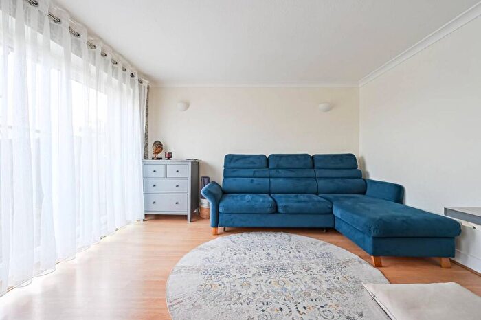 3 Bedroom Terraced House For Sale In Empress Avenue, Aldersbrook, London, E12