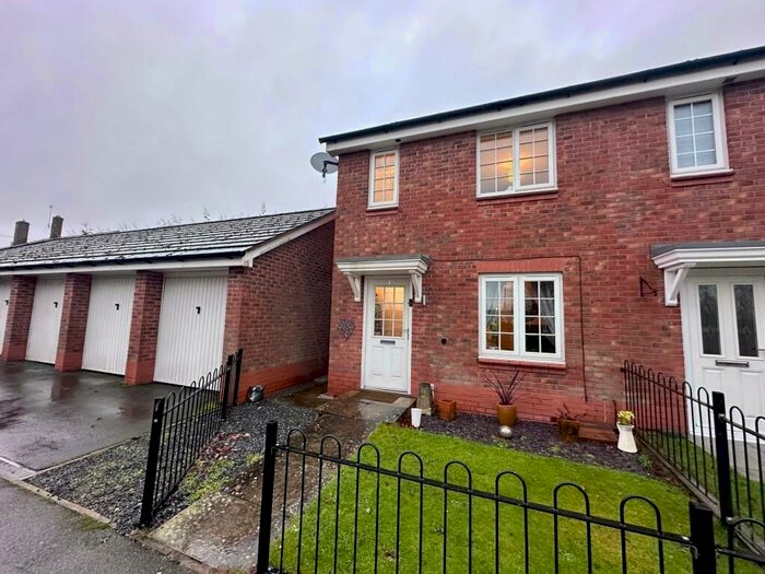 3 Bedroom House To Rent In Abbey Close, Shepshed, LE12