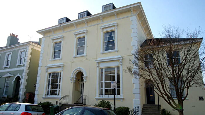 1 Bedroom Apartment To Rent In Montpellier Grove, GL50