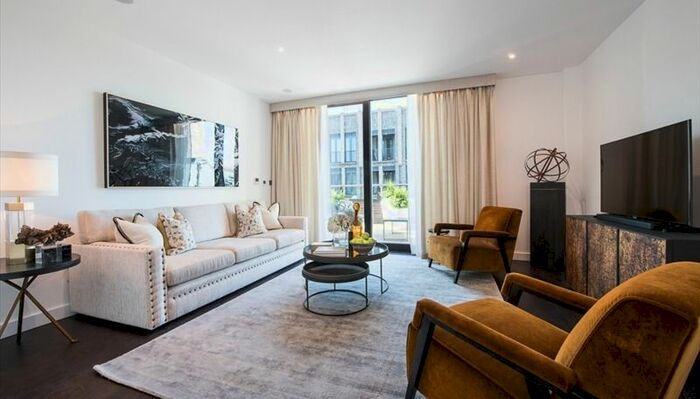 3 Bedroom Flat To Rent In Bedroom Penthouse, Thornes House, Charles Clowes Walk, London, Greater London, SW11