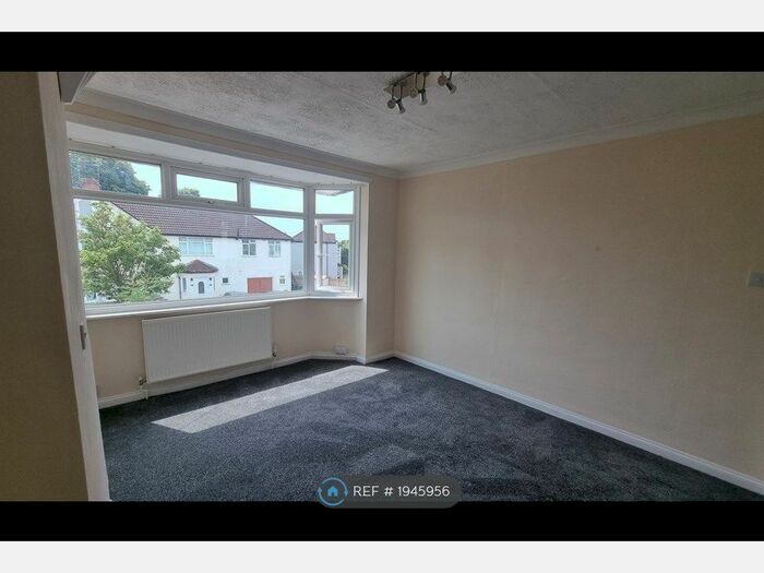 2 Bedroom Maisonette To Rent In Guildford Avenue, Feltham, TW13