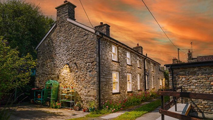 3 Bedroom Detached House For Sale In Penlon, Llanddewi Brefi, Tregaron, Ceredigion, SY25