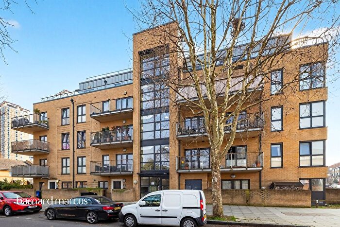 2 Bedroom Flat For Sale In Coopers Road, London, SE1