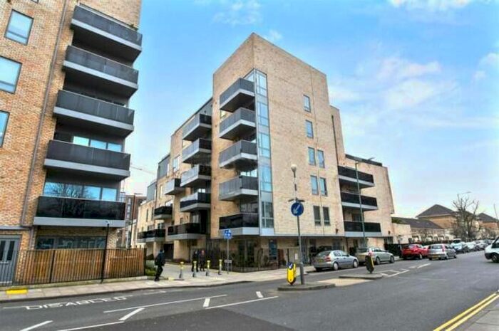 2 Bedroom Flat To Rent In Chase House, NW6