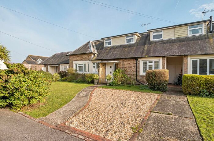 4 Bedroom Terraced House For Sale In Kingsway, Bognor Regis, PO21