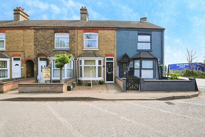 2 Bedroom Terraced House For Sale In Peterborough Road, Whittlesey, Peterborough, PE7