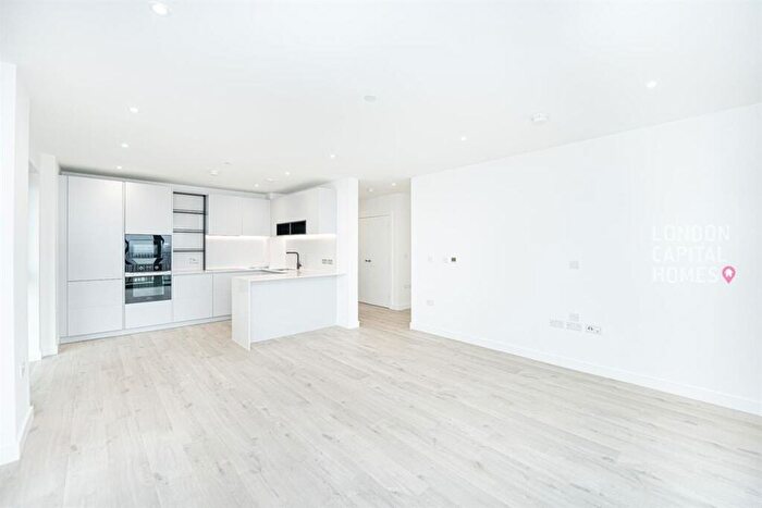 2 Bedroom Apartment To Rent In Darter House, Anax Street, London, N4