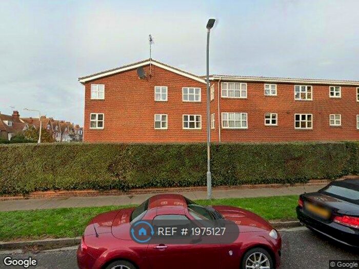 2 Bedroom Flat To Rent In Adam Court, Cliftonville, Margate, CT9