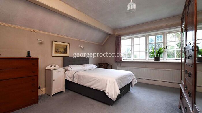 6 Bedroom Detached House For Sale In Shawfield Park, Bickley, BR1
