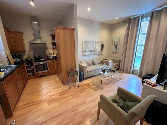 1 Bedroom Flat To Rent In Bedford Street, Exeter, EX1