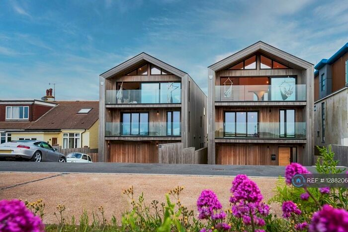 4 Bedroom Detached House To Rent In West Beach, Shoreham-By-Sea, BN43