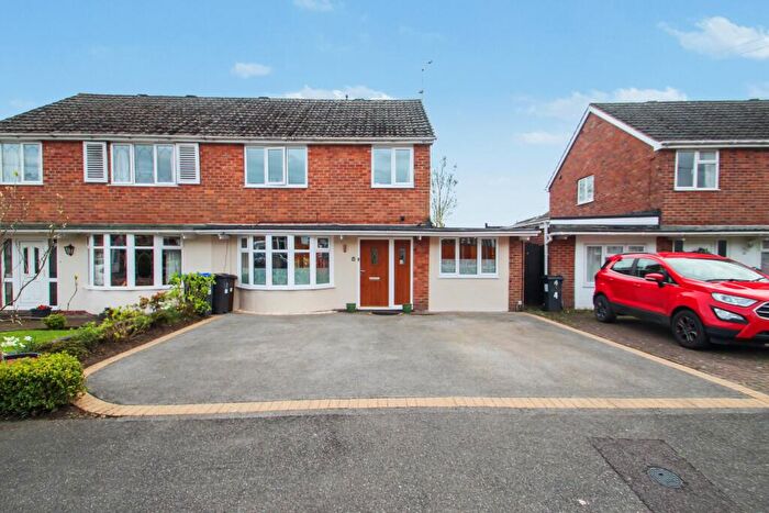 3 Bedroom Semi Detached House For Sale In Limewood Close, Blythe Bridge, Stoke-on-Trent, ST11