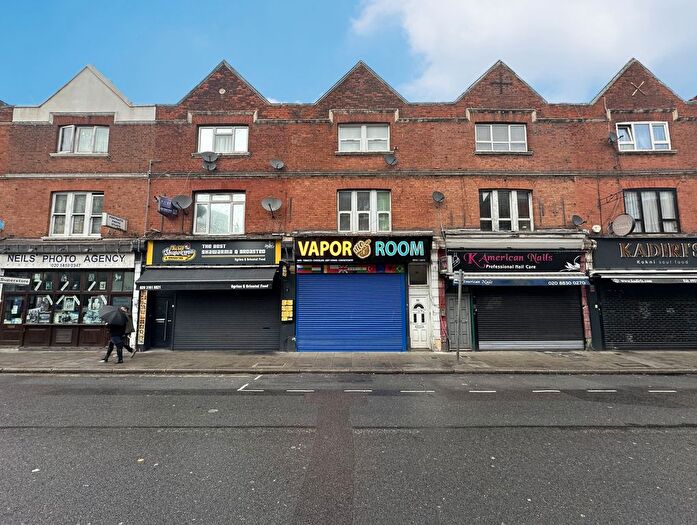 5 Bedroom Property For Sale In High Road, Willesden, London, NW10