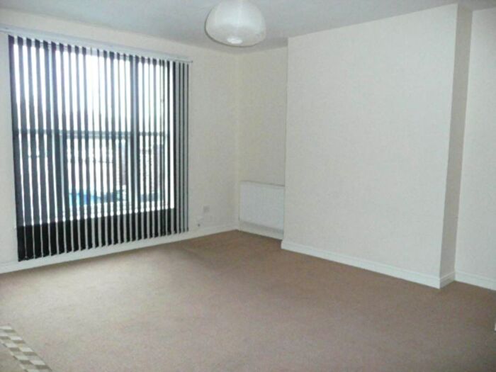 1 Bedroom Studio To Rent In Lower Clarence Road, Norwich, NR1