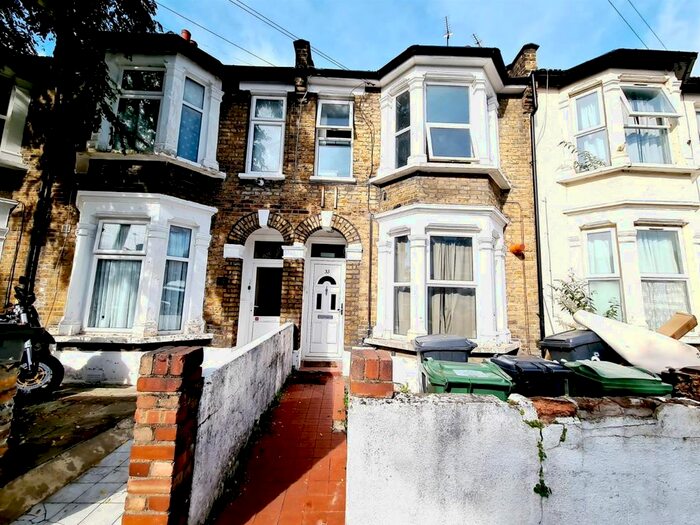 3 Bedroom Flat To Rent In Palamos Road, London, E10