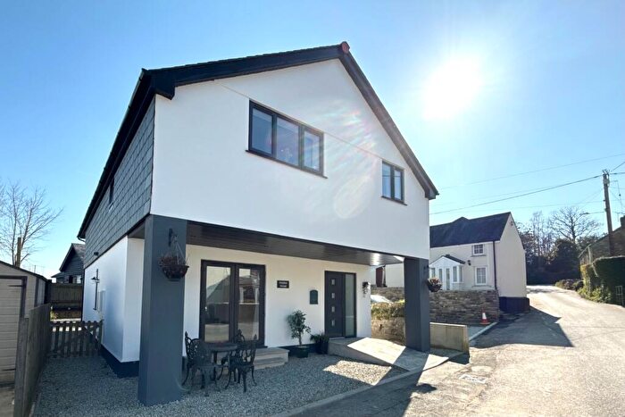 4 Bedroom House For Sale In Meadow Retreat, Rosenannon, PL30