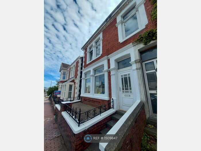 3 Bedroom Semi-Detached House To Rent In New Road, Skewen, Neath, SA10