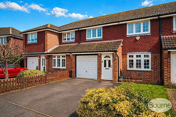 4 Bedroom Terraced House For Sale In The Cedars, Guildford, Surrey, GU1
