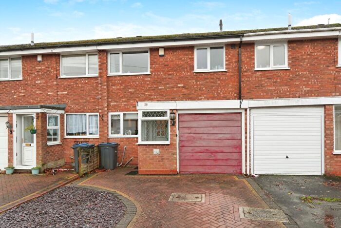 3 Bedroom Terraced House For Sale In Winchester Gardens, Birmingham, B31