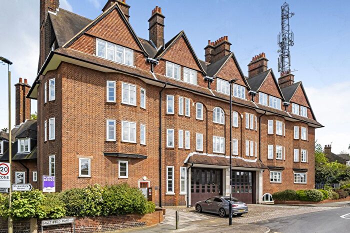 2 Bedroom Flat To Rent In Eaglesfield Road, London, SE18