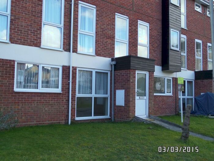 2 Bedroom Ground Flat To Rent In Maltings Close, Halesworth, IP19