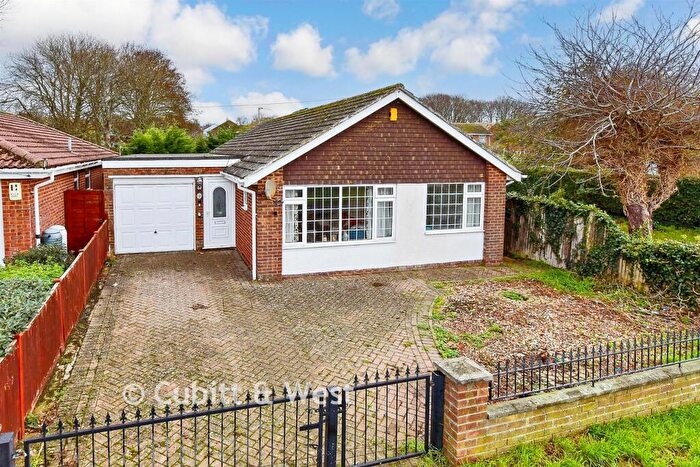 3 Bedroom Detached Bungalow For Sale In Firle Road, Peacehaven, East Sussex, BN10