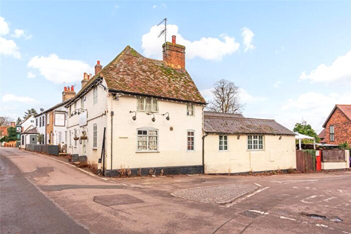 3 Bedroom End Of Terrace House For Sale In High Street, Gosmore, Hertfordshire, SG4