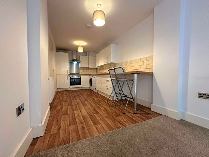 2 Bedroom Flat To Rent In Napier Court, Bromley, BR2