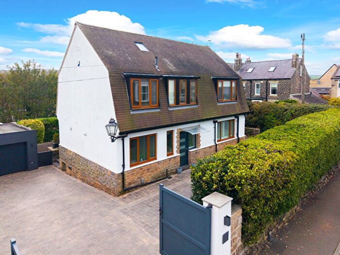 4 Bedroom Detached House For Sale In Chase Road, Loxley, Sheffield, S6