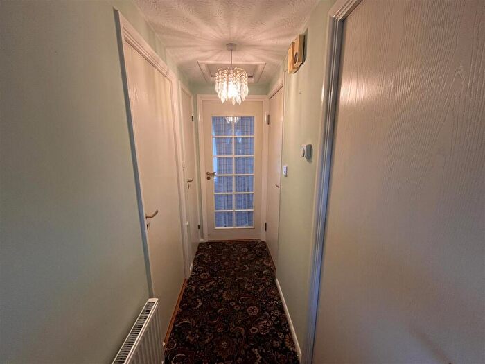 2 Bedroom Semi-Detached Bungalow For Sale In New Street, Church Gresley, DE11