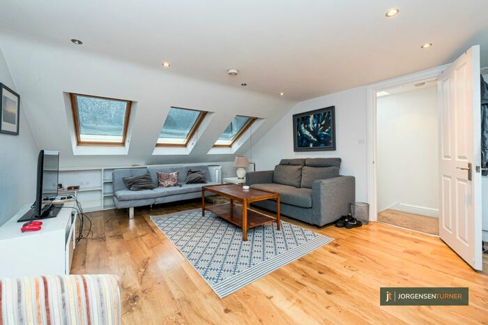 2 Bedroom Flat To Rent In Abdale Road, First Floor Flat, London, W12
