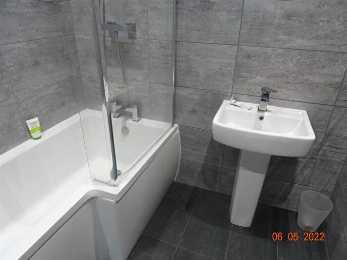 6 Bedroom Terraced House To Rent In Stannington Avenue, Heaton, NE6