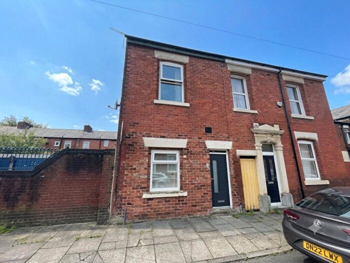 3 Bedroom Semi Detached House For Sale In Elmsley Street, Preston, Lancashire, PR1