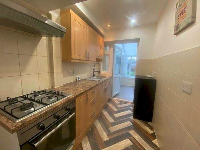 3 Bedroom House To Rent In Bedford Road, Edmonton, N9