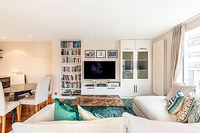 2 Bedroom Flat To Rent In Inver Court, Queensway, London, W2