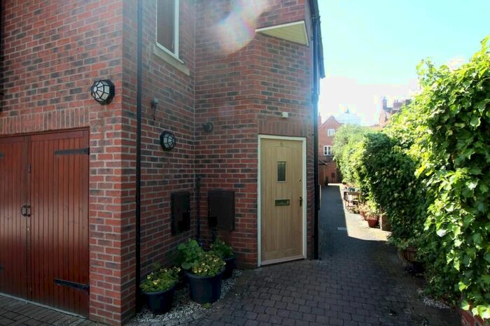 1 Bedroom Flat To Rent In Burgess Mews, Coombs Yard, Beverley, HU17