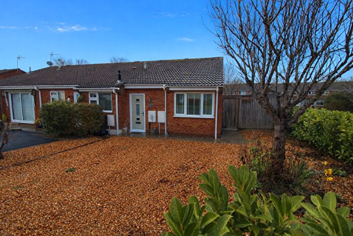 2 Bedroom End Of Terrace House For Sale In Cox Avenue, Bournemouth, BH9