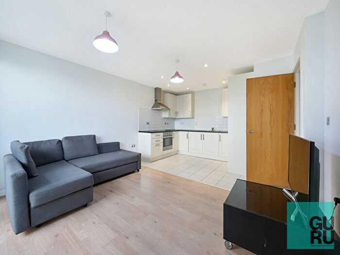 1 Bedroom Flat To Rent In Apollo Court, London, E15