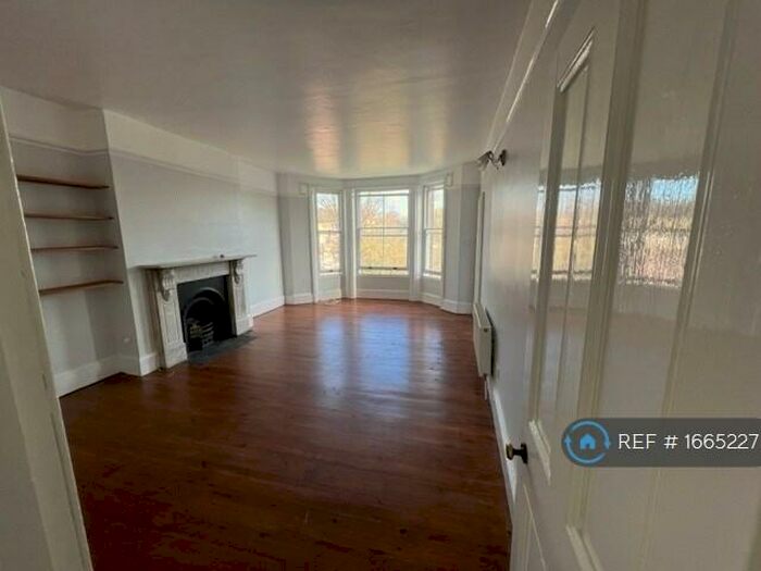 1 Bedroom Flat To Rent In Granville Park, London, SE13