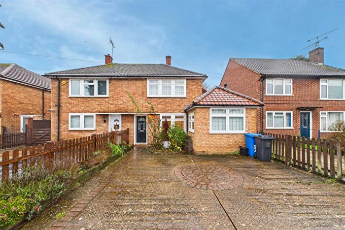 3 Bedroom House To Rent In Smiths Lane, Windsor, Berkshire, SL4