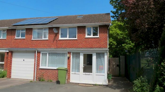 3 Bedroom Detached House To Rent In Stanwick Gardens, Cheltenham, GL51