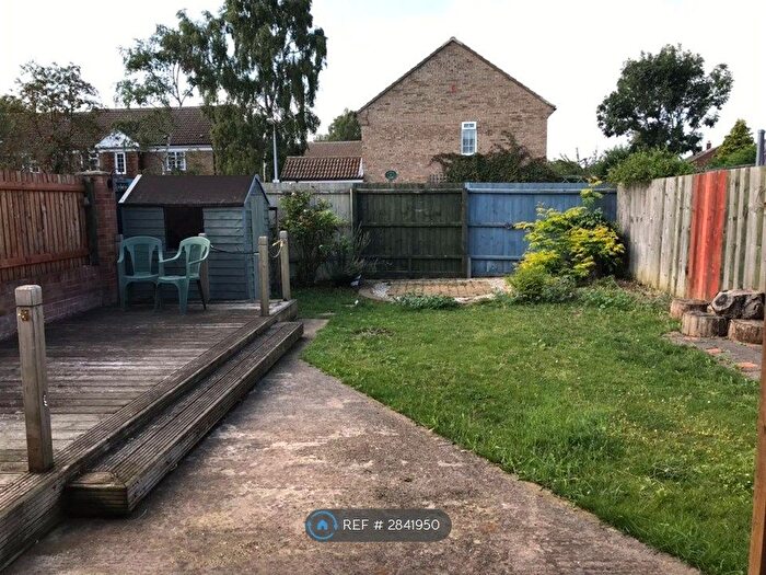 4 Bedroom End Terrace House To Rent In Beverley Way, Cambridge, CB2