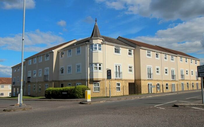 3 Bedroom Penthouse To Rent In Queens Square, Chippenham, SN15
