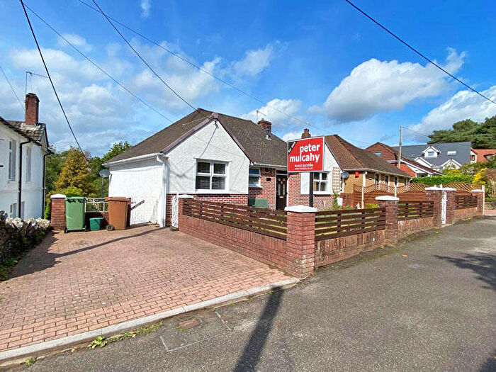 3 Bedroom Detached Bungalow For Sale In Summerfield Hall Lane, Maesycwmmer, Hengoed, CF82