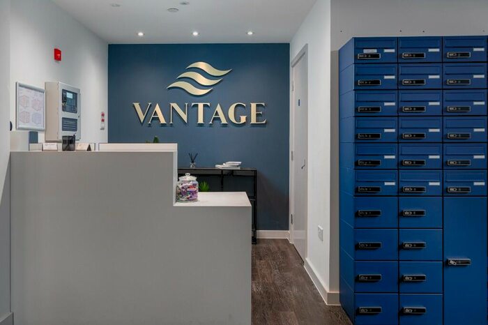 2 Bedroom Apartment To Rent In Centenary Plaza, Southampton, Hampshire, SO19