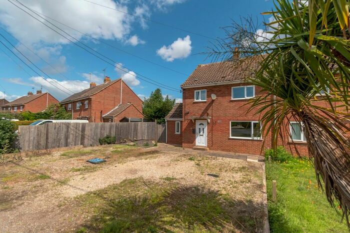 3 Bedroom Semi-Detached House For Sale In Harewood, Docking, PE31