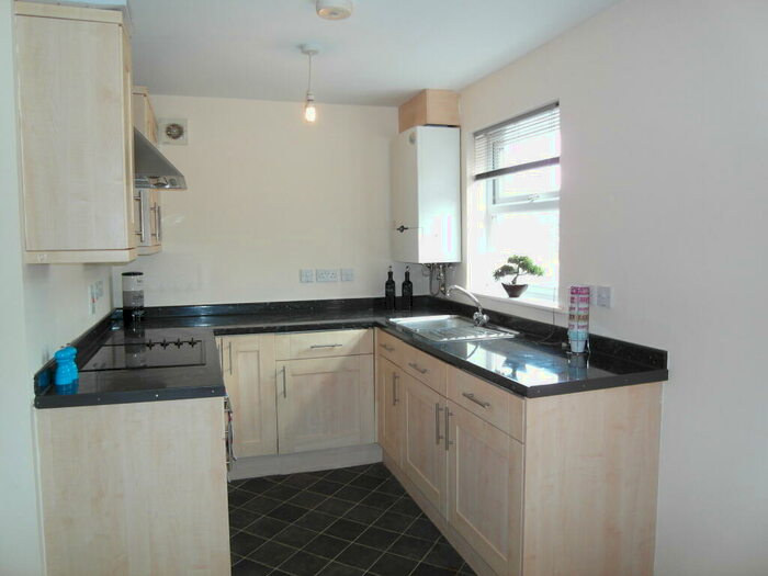 2 Bedroom Flat To Rent In Lincoln Court, Station Road, Padiham, BB12