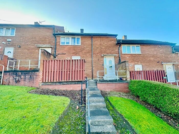 3 Bedroom Terraced House For Sale In Fraser Road, Sheffield, S8
